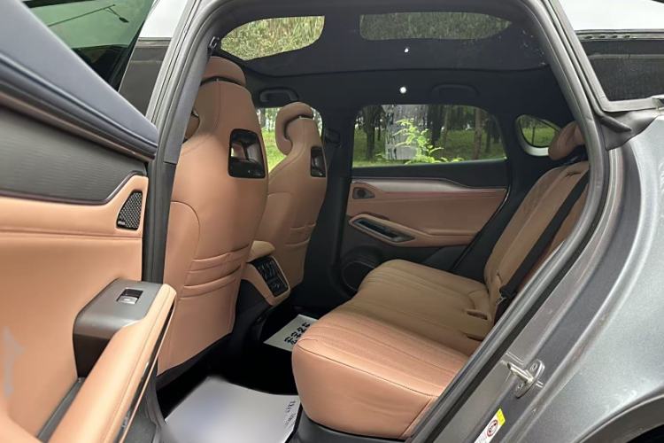 Used BYD Song L EV 2025 Intelligent Driving Version 662 km LiDAR Excellence Edition Interior 5