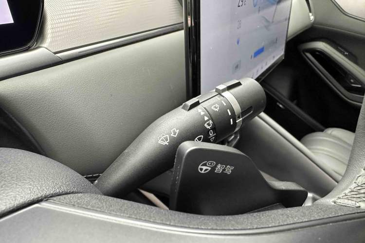 Used BYD Song L EV 2025 Intelligent Driving Version 662 km LiDAR Excellence Edition Interior 6