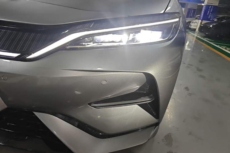 Used BYD Song L EV 2025 662 km Advanced Intelligent Driving Version Left Front Headlight