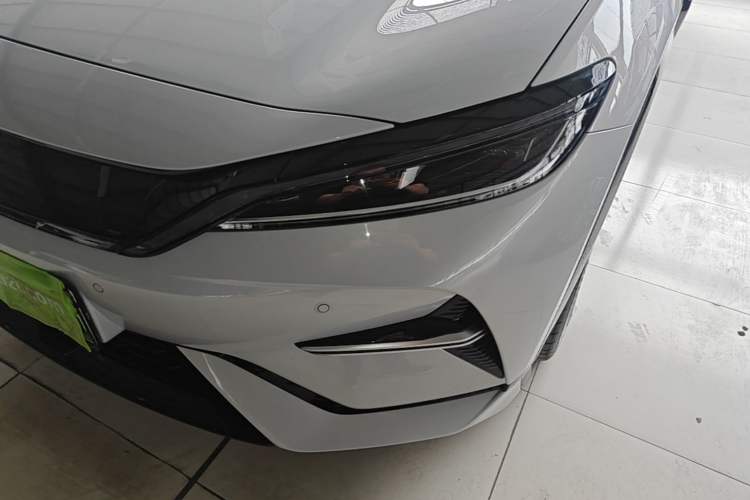 Used BYD Song L EV 2025 Intelligent Driving Version 550 km Excellence Edition Left Front Headlight