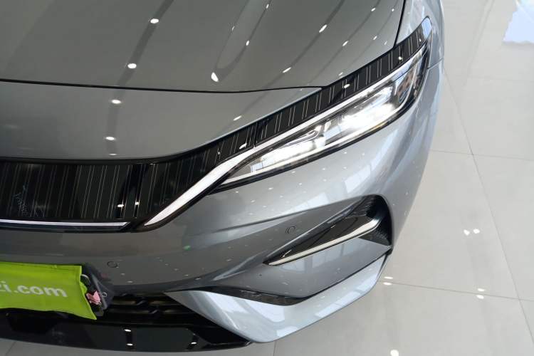 Used BYD Song L EV 2025 Intelligent Driving Version 602 km Range LiDAR-equipped All-Wheel-Drive Type Left Front Headlight