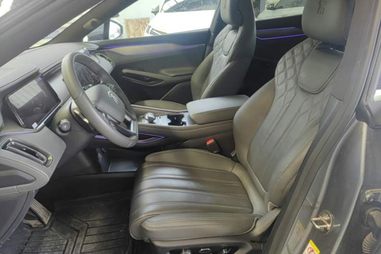 Used BYD Song L EV 2025 Intelligent Driving Version 662 km LiDAR Excellence Edition Left Front Seat