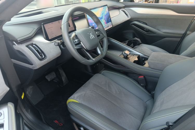 Used BYD Song L EV 2025 Intelligent Driving Version 602 km Range LiDAR-equipped All-Wheel-Drive Type Left Front Seat