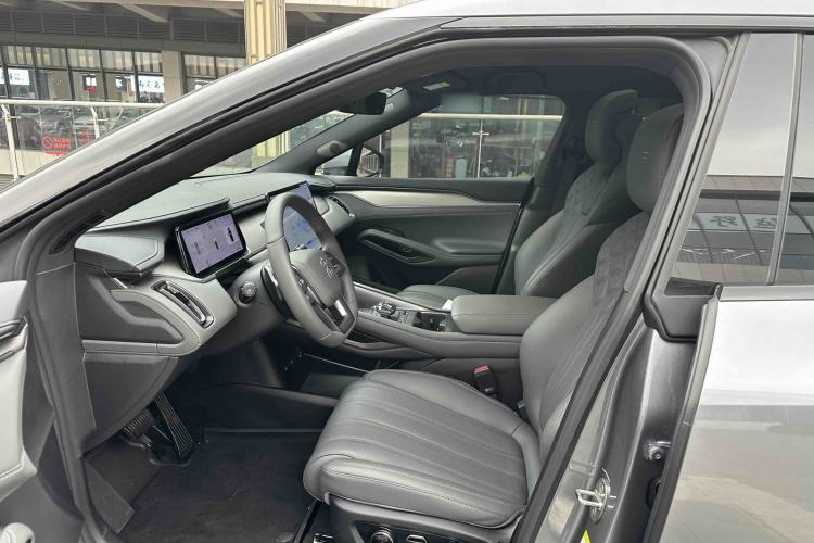 Used BYD Song L EV 2025 Intelligent Driving Version 662 km LiDAR Excellence Edition Left Front Seat
