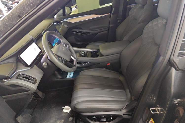 Used BYD Song L EV 2025 Intelligent Driving Version 662 km LiDAR Excellence Edition Left Front Seat