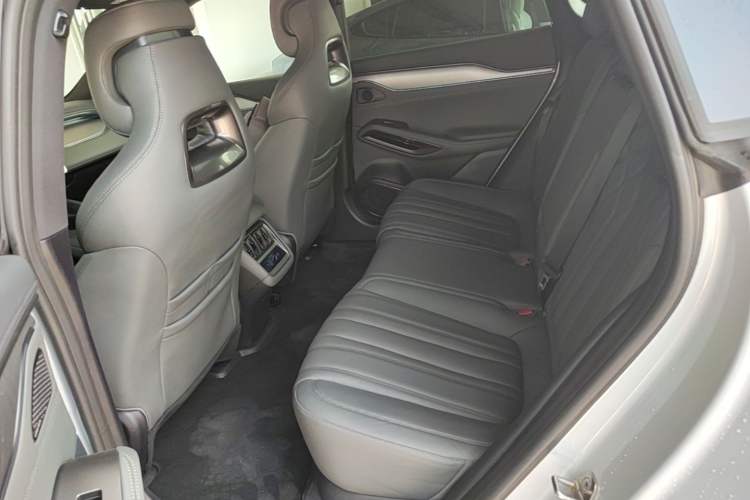 Used BYD Song L EV 2025 Intelligent Driving Version 662 km LiDAR Excellence Edition Left Rear Seat