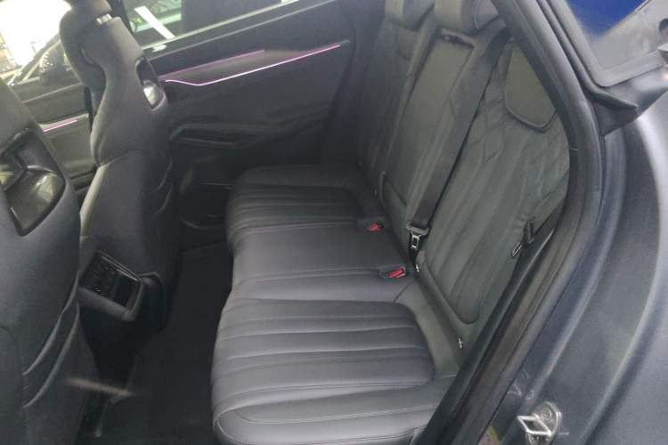 Used BYD Song L EV 2025 Intelligent Driving Version 662 km LiDAR Excellence Edition Left Rear Seat