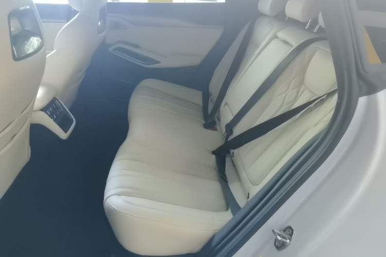 Used BYD Song L EV 2025 662 km Ultra-Range Version Left Rear Seat
