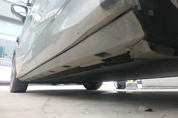 Used BYD Song L EV 2025 Intelligent Driving Version 662 km LiDAR Excellence Edition Left Side Sill