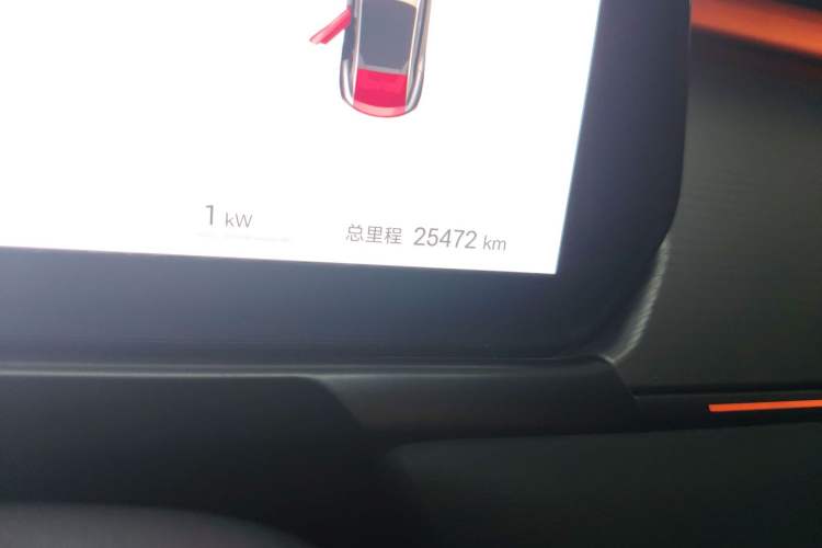 Used BYD Song L EV 2025 Intelligent Driving Version 662 km LiDAR Excellence Edition Odometer Close Up