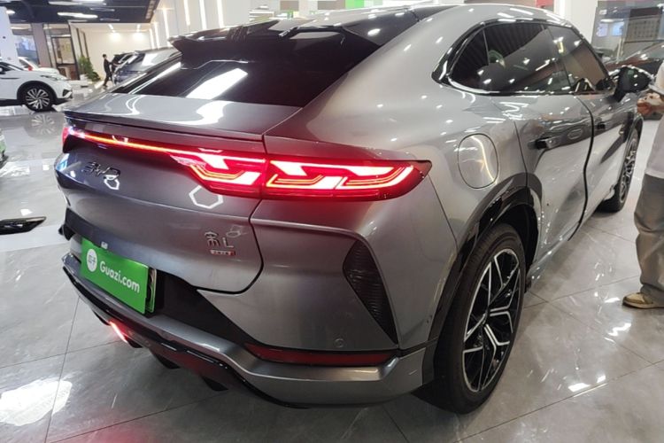 Used BYD Song L EV 2025 Intelligent Driving Version 602 km Range LiDAR-equipped All-Wheel-Drive Type Rear Right 45 Deg