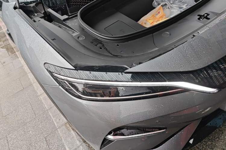 Used BYD Song L EV 2025 Intelligent Driving Version 662 km LiDAR Excellence Edition Right Front Headlight