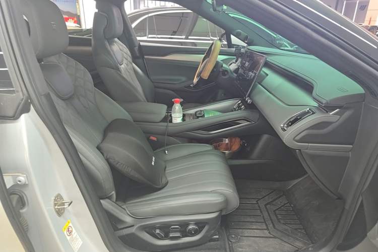 Used BYD Song L EV 2025 550 km Excellence Version Right Front Seat