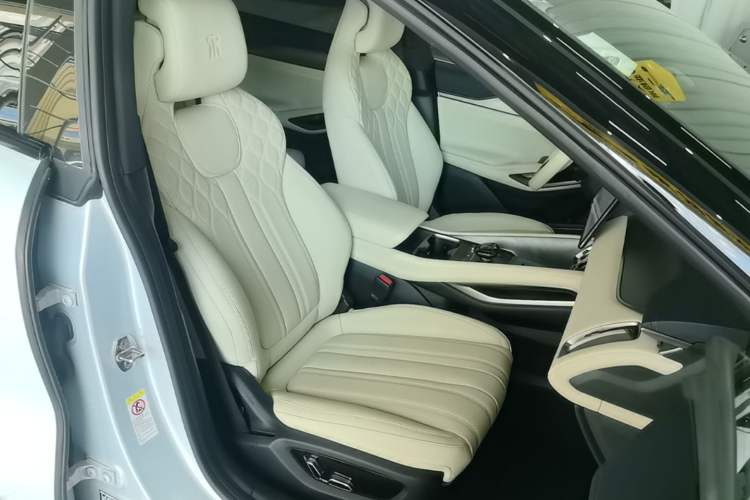 Used BYD Song L EV 2025 662 km Ultra-Range Version Right Front Seat
