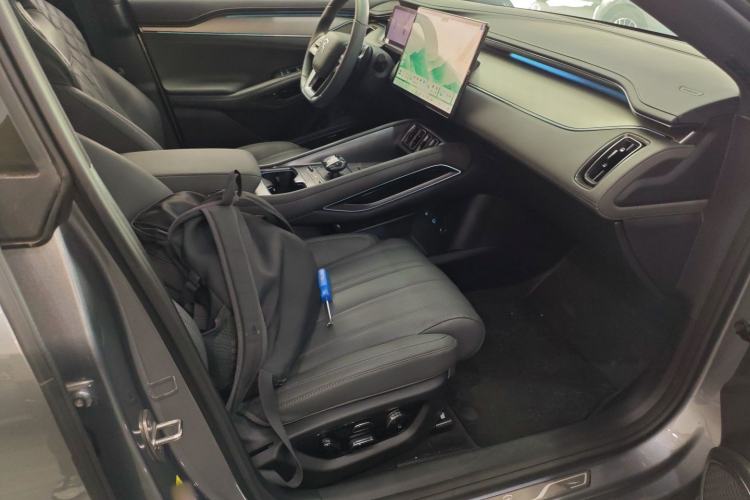 Used BYD Song L EV 2025 662 km Advanced Intelligent Driving Version Right Front Seat