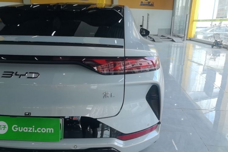 Used BYD Song L EV 2025 662 km Ultra-Range Version Right Rear Taillight