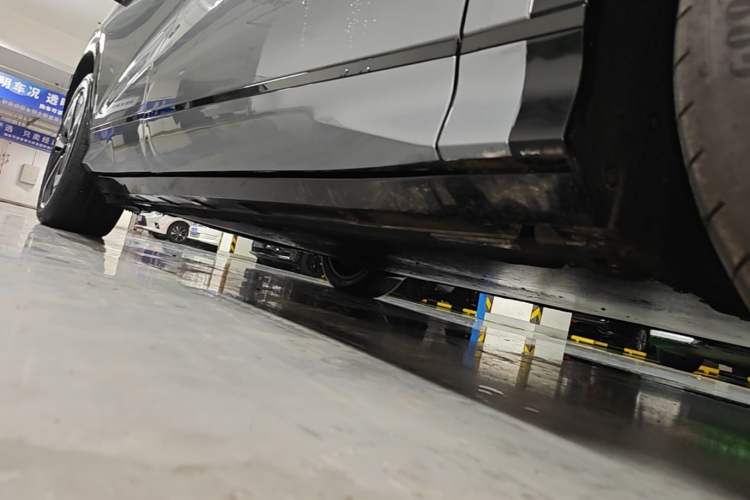 Used BYD Song L EV 2025 662 km Advanced Intelligent Driving Version Right Side Sill