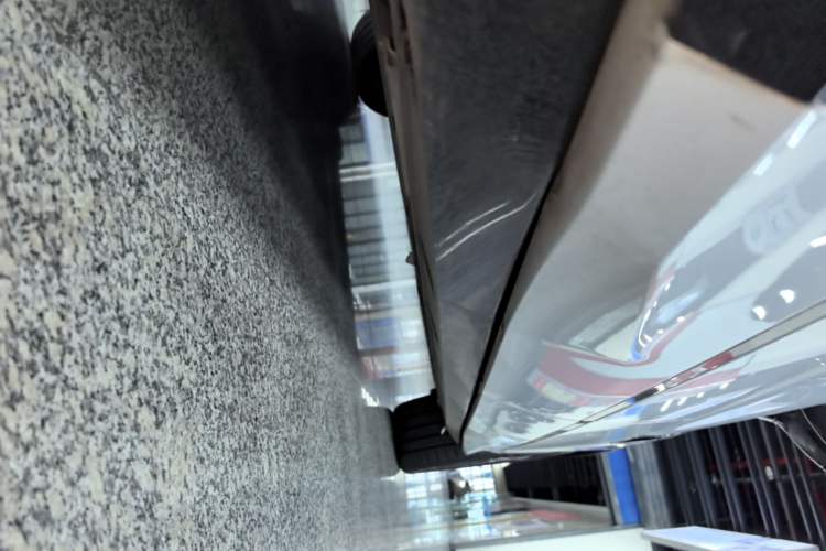 Used BYD Song L EV 2025 550 km Excellence Version Right Side Sill
