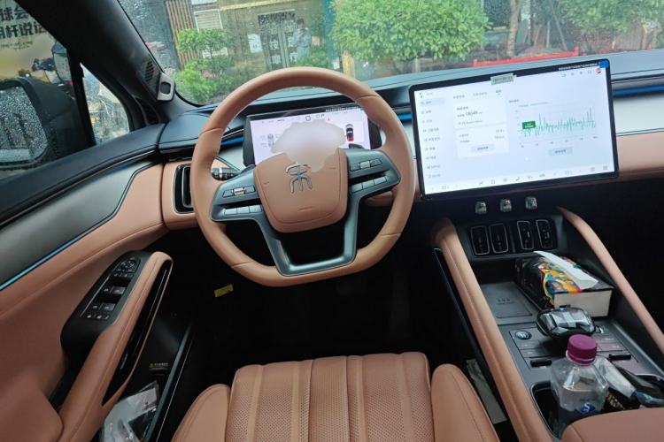 Used BYD Song L EV 2025 Intelligent Driving Version 662 km LiDAR Excellence Edition Steering Wheel