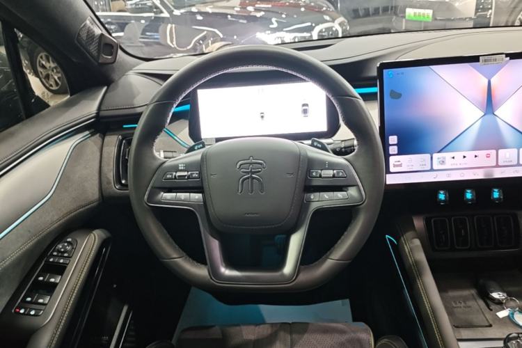 Used BYD Song L EV 2025 Intelligent Driving Version 602 km Range LiDAR-equipped All-Wheel-Drive Type Steering Wheel
