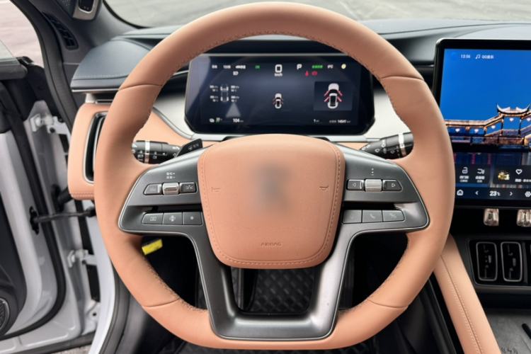 Used BYD Song L EV 2025 Intelligent Driving Version 550 km Excellence Edition Steering Wheel