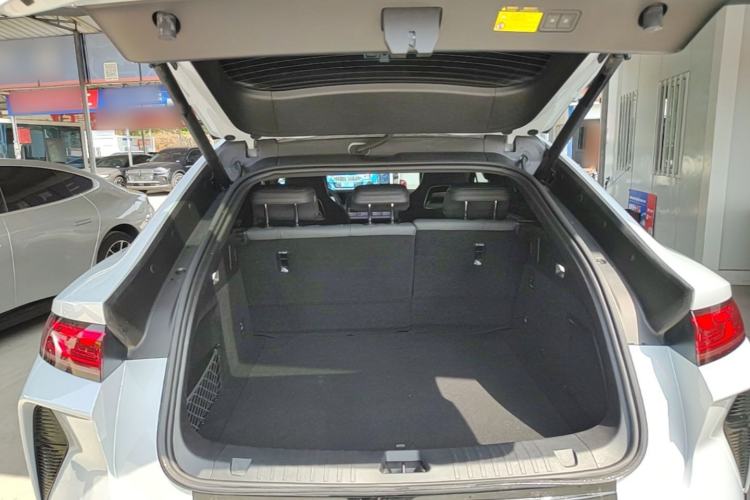 Used BYD Song L EV 2025 Intelligent Driving Version 662 km LiDAR Excellence Edition Trunk