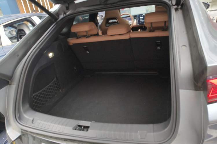 Used BYD Song L EV 2025 Intelligent Driving Version 662 km LiDAR Excellence Edition Trunk