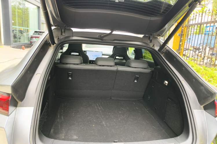 Used BYD Song L EV 2025 Intelligent Driving Version 662 km LiDAR Excellence Edition Trunk