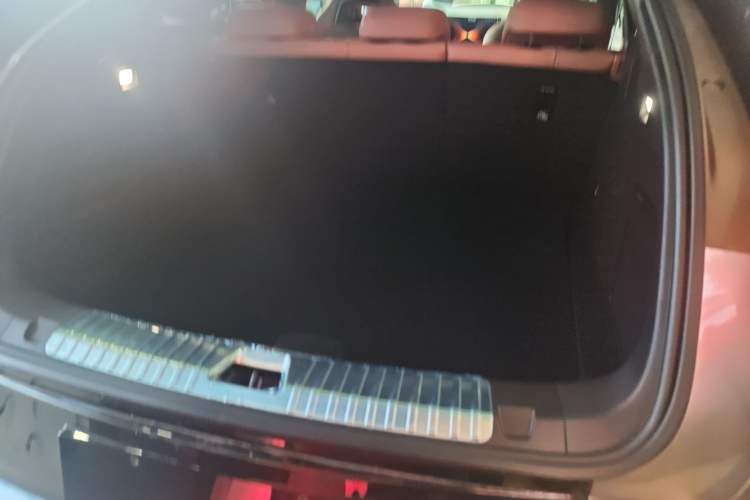 Used BYD Song L EV 2025 550 km Excellence Version Trunk
