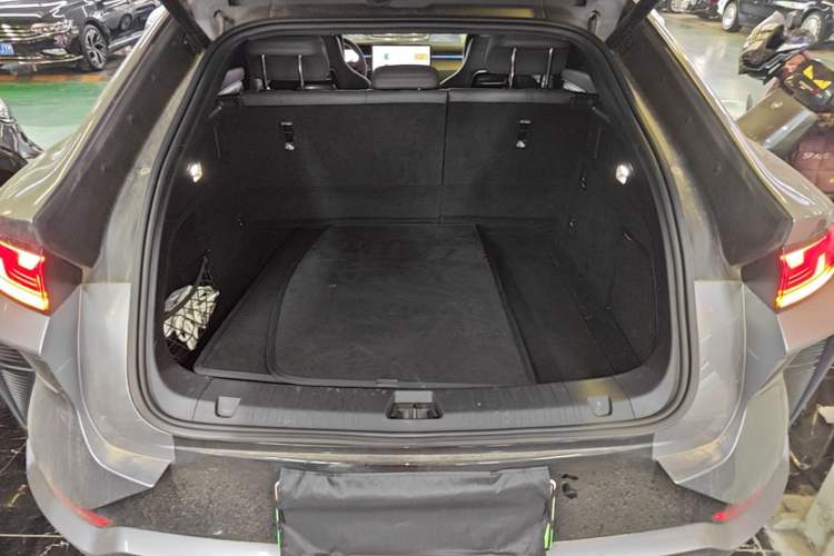 Used BYD Song L EV 2025 Intelligent Driving Version 662 km LiDAR Excellence Edition Trunk