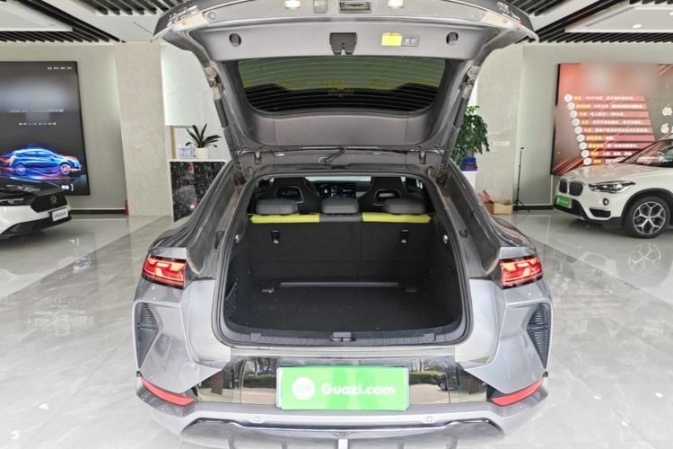 Used BYD Song L EV 2025 Intelligent Driving Version 602 km Range LiDAR-equipped All-Wheel-Drive Type Trunk