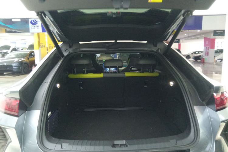 Used BYD Song L EV 2025 Intelligent Driving Version 602 km Range LiDAR-equipped All-Wheel-Drive Type Trunk