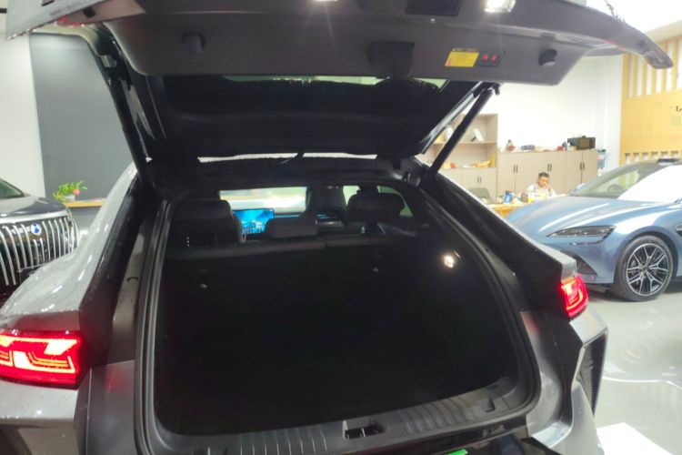 Used BYD Song L EV 2025 Intelligent Driving Version 662 km LiDAR Excellence Edition Trunk