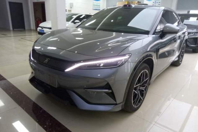 Used BYD Song L EV 2025 Intelligent Driving Version 602 km Range LiDAR-equipped All-Wheel-Drive Type