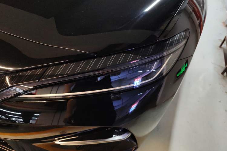 Used BYD Song L EV 2025 550 km Excellence Version Left Front Headlight