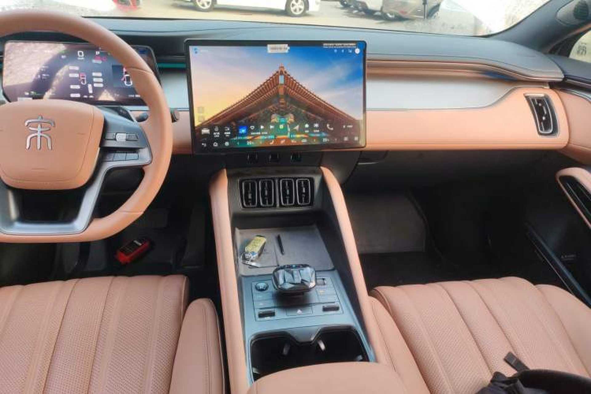 Used BYD Song L EV 2025 Intelligent Driving Version 662 km LiDAR Excellence Edition Audio And AC Panel