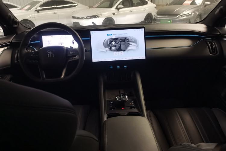 Used BYD Song L EV 2025 Intelligent Driving Version 662 km LiDAR Excellence Edition Center Console