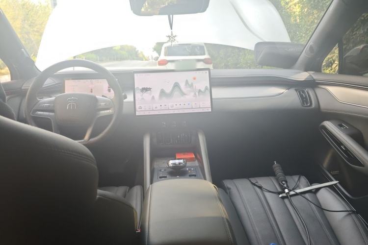 Used BYD Song L EV 2025 Intelligent Driving Version 662 km LiDAR Excellence Edition Center Console