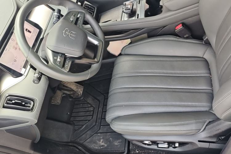 Used BYD Song L EV 2025 Intelligent Driving Version 662 km LiDAR Excellence Edition Driver Seat