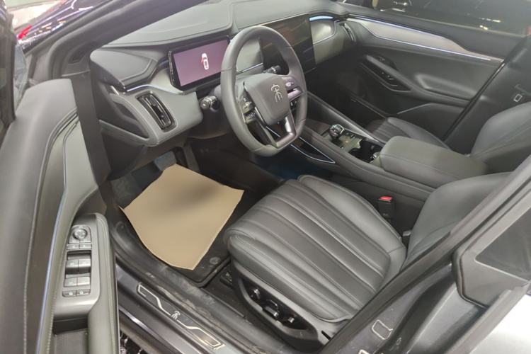 Used BYD Song L EV 2025 Intelligent Driving Version 662 km LiDAR Excellence Edition Driver Seat