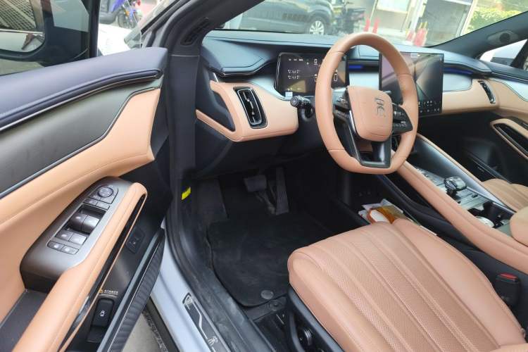 Used BYD Song L EV 2025 Intelligent Driving Version 662 km LiDAR Excellence Edition Driver Seat