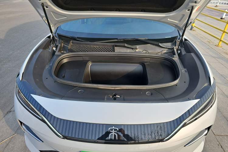 Used BYD Song L EV 2025 Intelligent Driving Version 662 km LiDAR Excellence Edition Engine Bay
