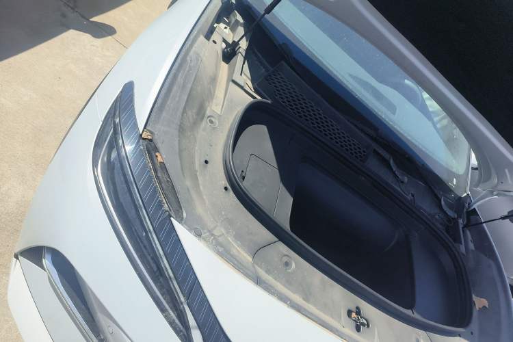 Used BYD Song L EV 2025 Intelligent Driving Version 662 km LiDAR Excellence Edition Engine Bay Right