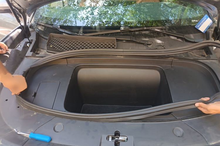 Used BYD Song L EV 2025 Intelligent Driving Version 662 km LiDAR Excellence Edition Engine Bay