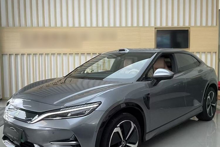 Used BYD Song L EV 2025 Intelligent Driving Version 662 km LiDAR Excellence Edition Exterior 4
