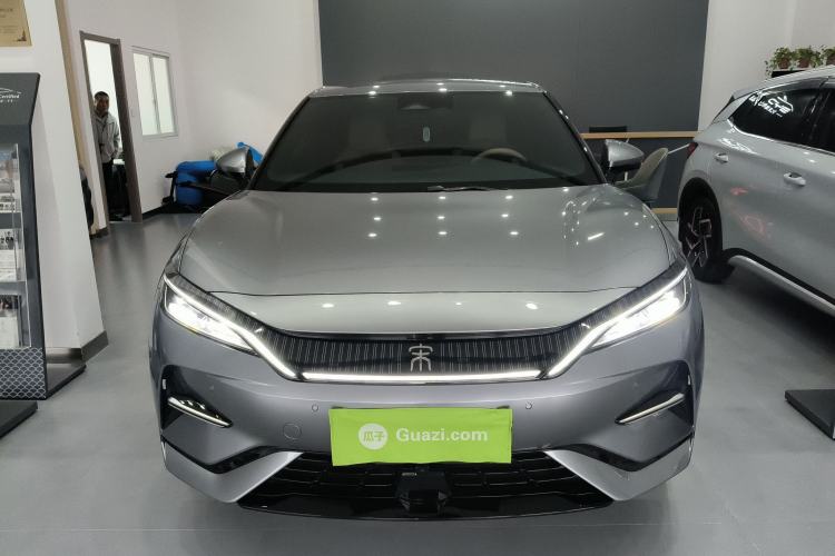 Used BYD Song L EV 2025 662 km Ultra-Range Version Front