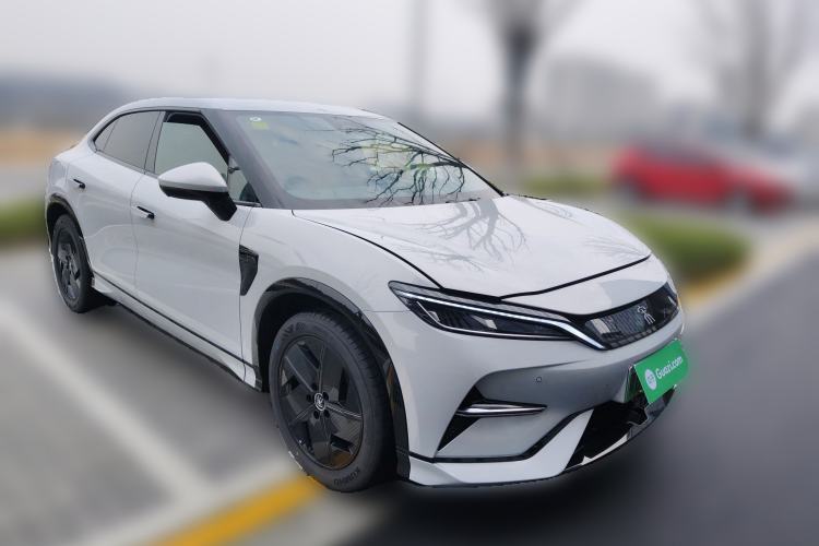 Used BYD Song L EV 2025 550 km Excellence Version Front Right 45 Deg