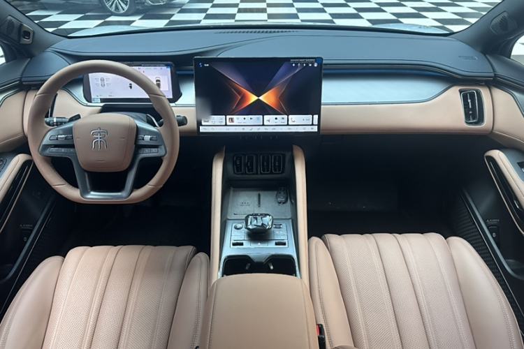 Used BYD Song L EV 2025 Intelligent Driving Version 662 km LiDAR Excellence Edition Interior 1