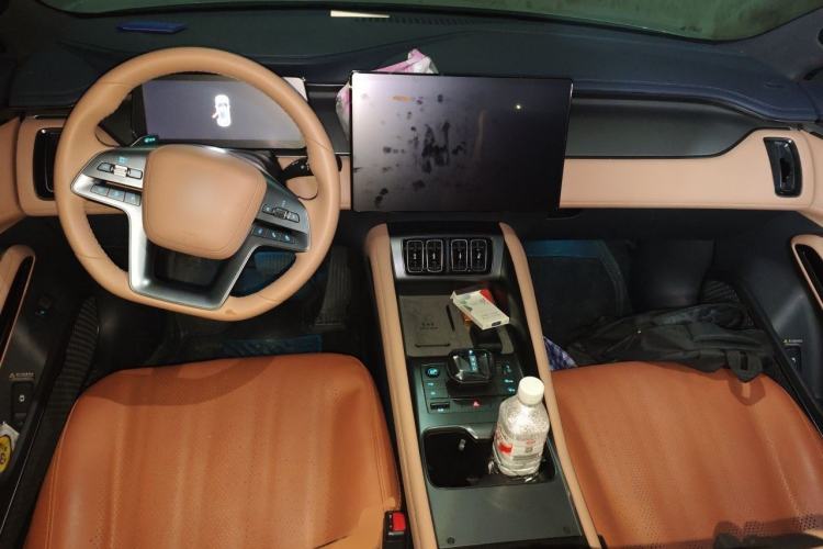 Used BYD Song L EV 2025 Intelligent Driving Version 662 km Beyond-Range Edition Interior 2