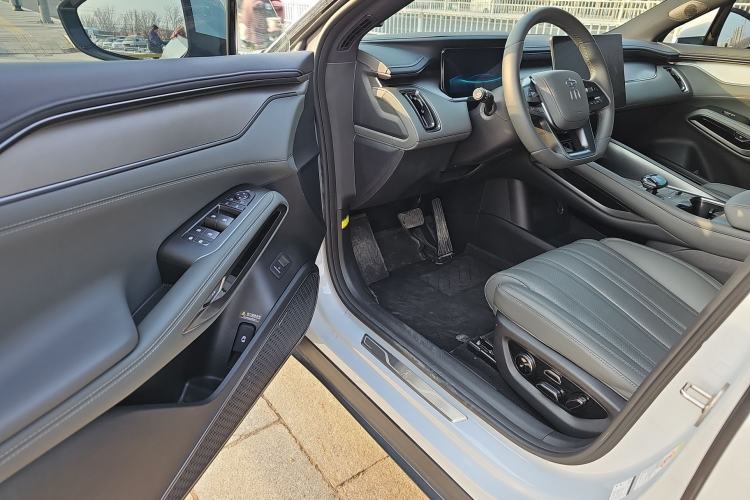 Used BYD Song L EV 2025 Intelligent Driving Version 662 km LiDAR Excellence Edition Interior 2